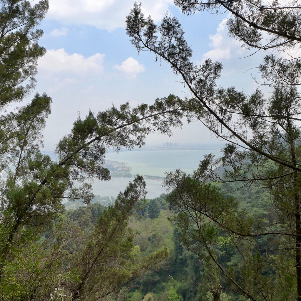 Vue sur le lac Dianchi
