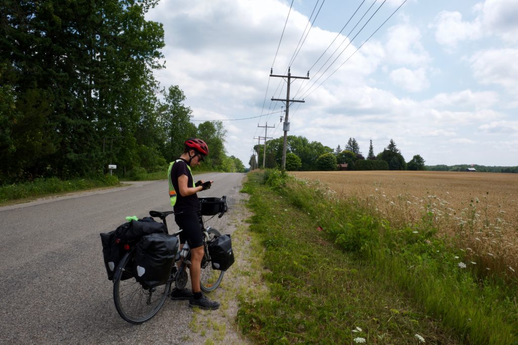 Sur une route de campagne